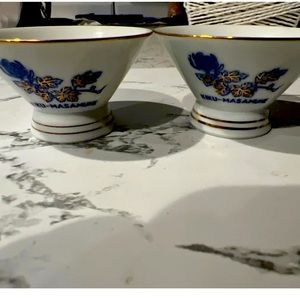 2 Vintage KIKU-MASAMUNE Authentic Seal Gold Trim Porcelain Sake Cups Japan